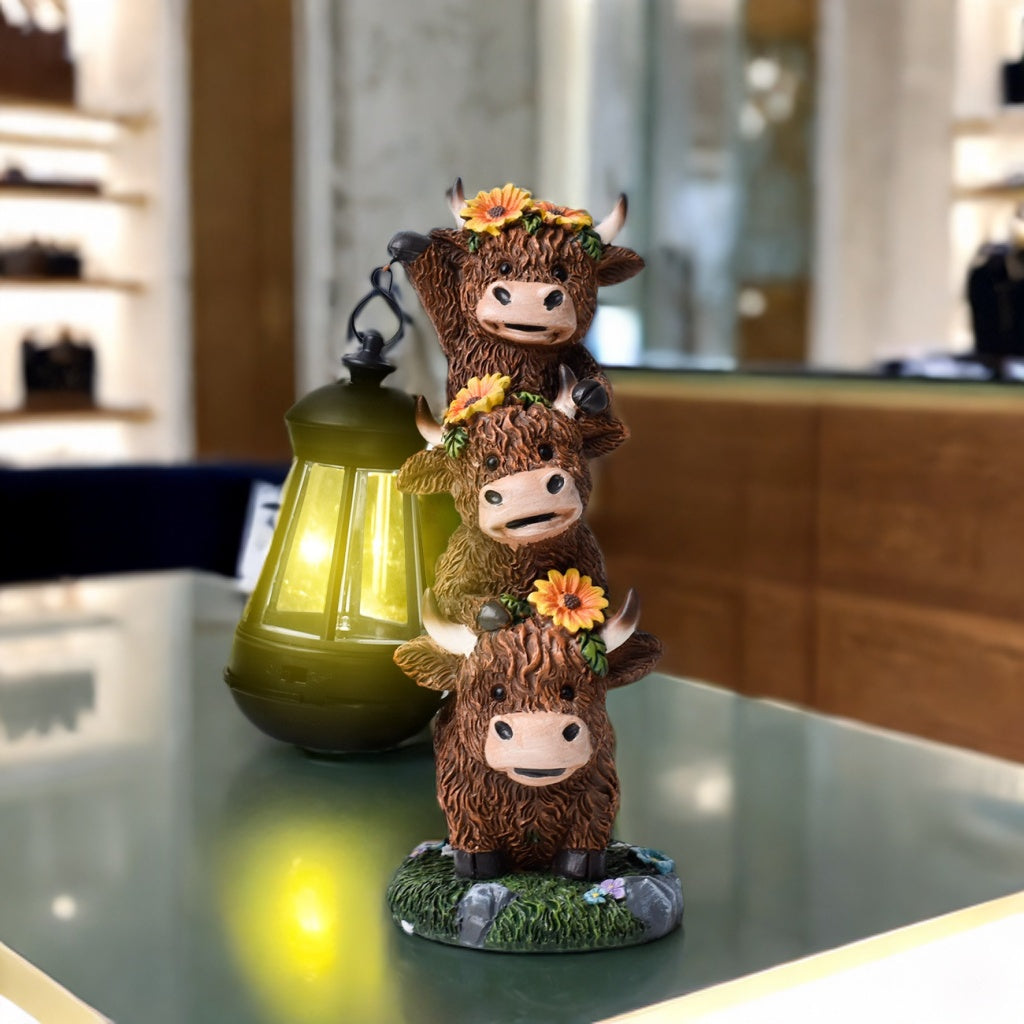 Maverick Resin Outdoor Solar Lights